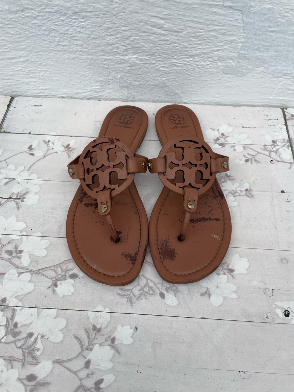 Tory Burch Brown Leather Logo Thong Sandals